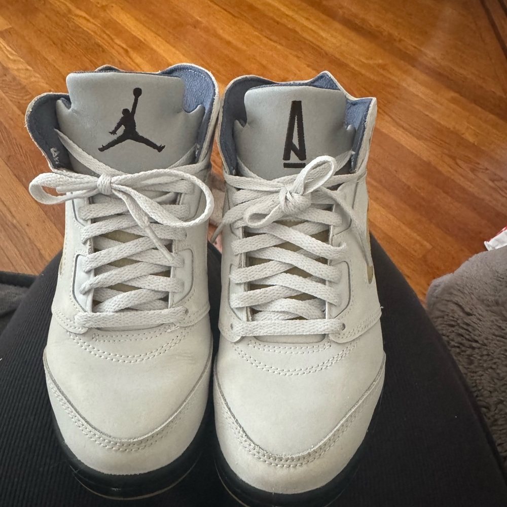 Jordan 5 AMAmaniere, size 3Y.